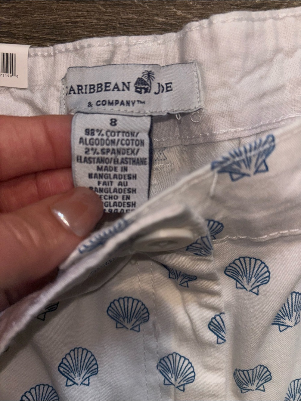 NWT Caribbean Joe White Cotton Shorts with Blue Shell Print 5”inseam - Picture 2 of 5